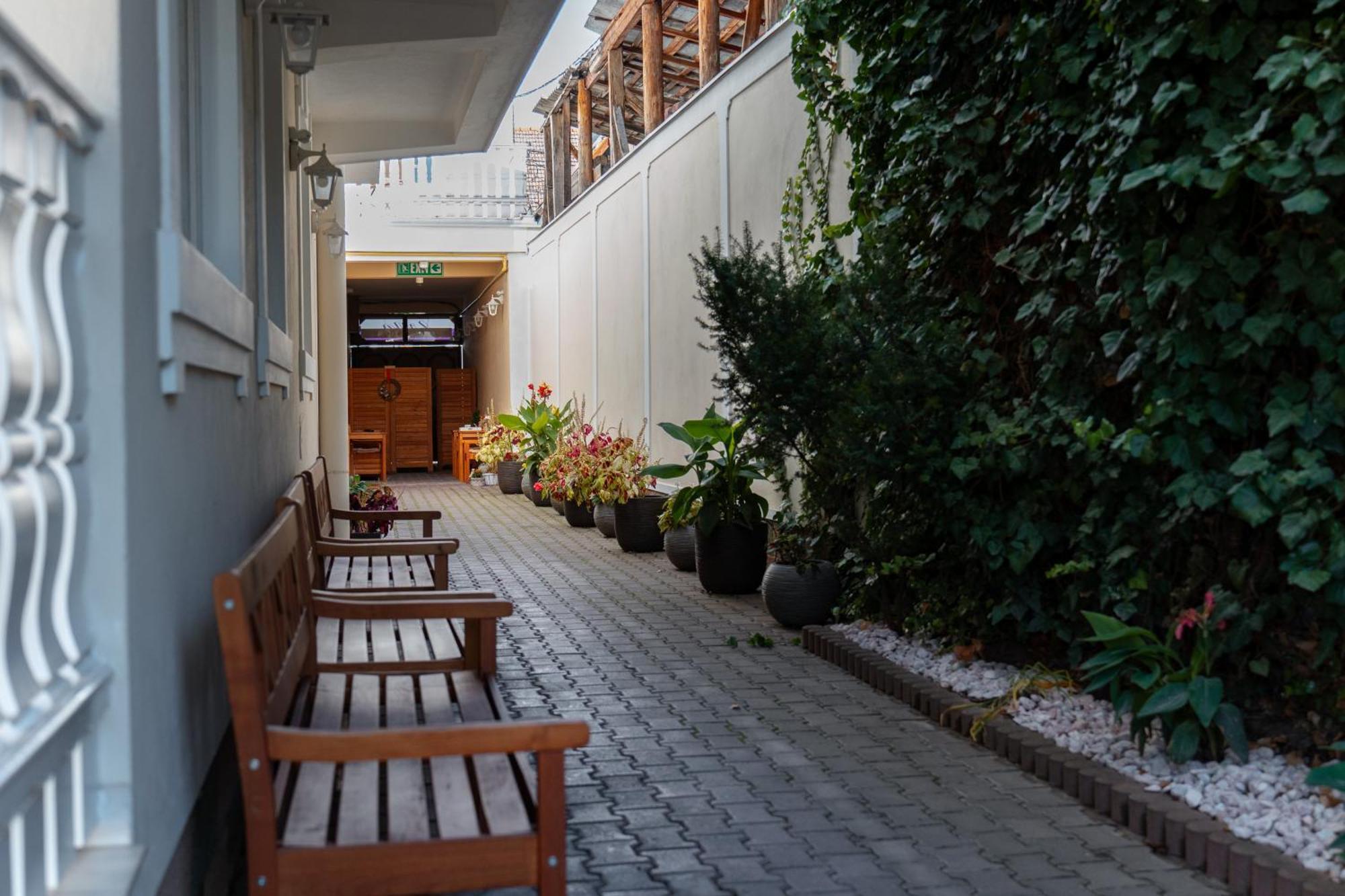 Hotel Lilla Panzio Odorheiu Secuiesc Zewnętrze zdjęcie
