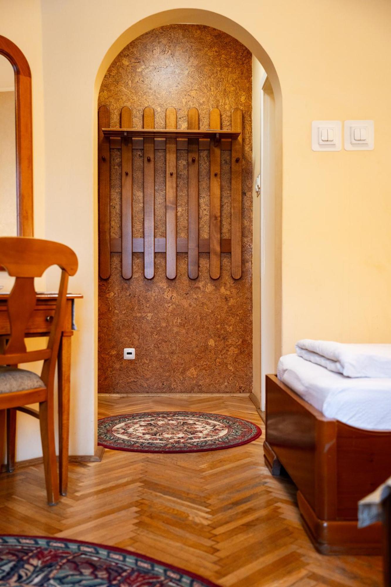 Hotel Lilla Panzio Odorheiu Secuiesc Zewnętrze zdjęcie