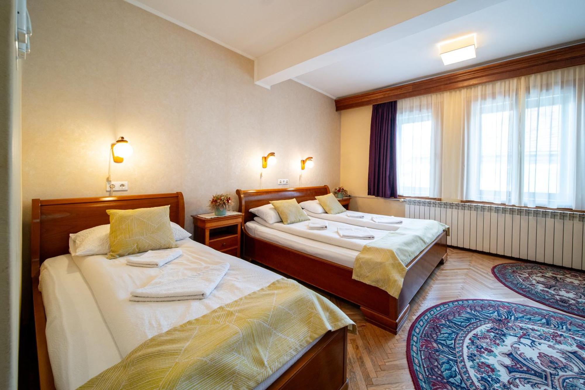 Hotel Lilla Panzio Odorheiu Secuiesc Zewnętrze zdjęcie