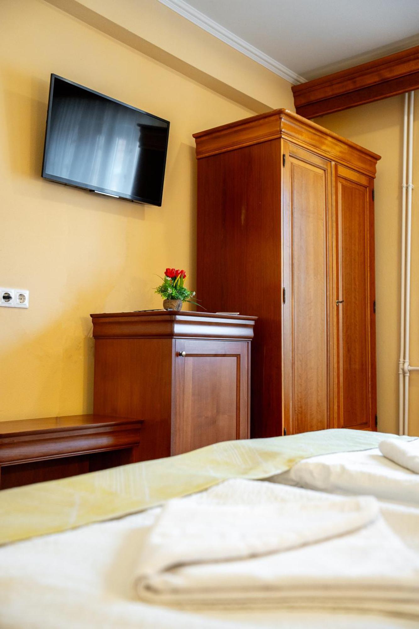 Hotel Lilla Panzio Odorheiu Secuiesc Zewnętrze zdjęcie